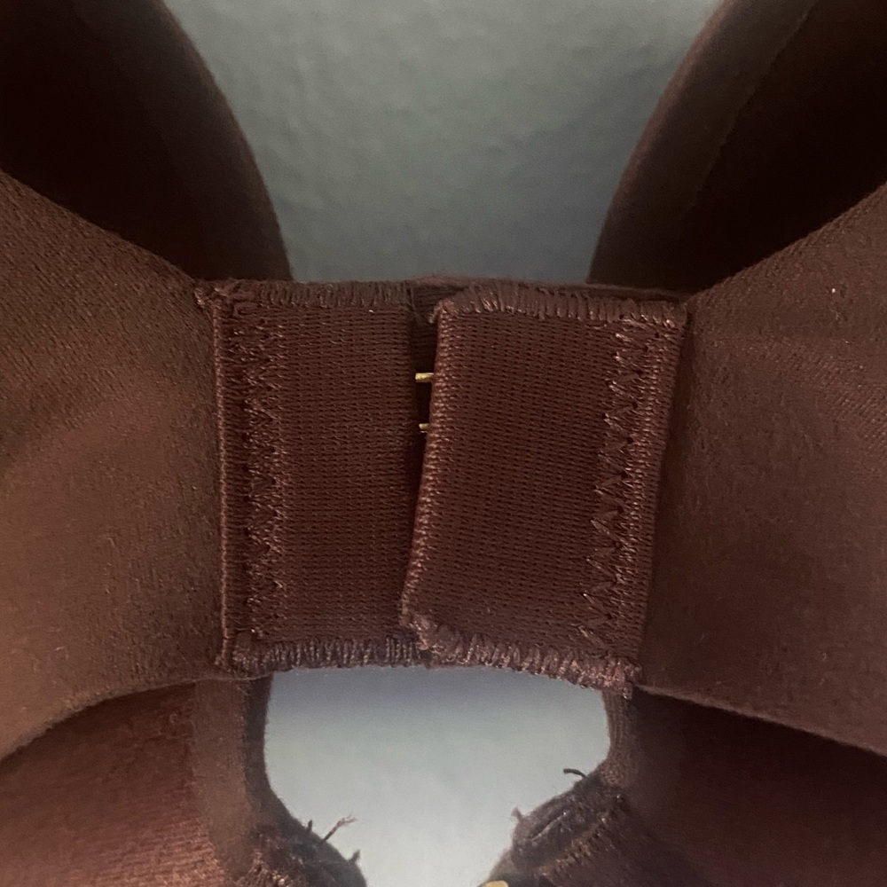 Victoria’s Secret women’s brown padded convertible push-up bra size 32D basic - Picture 6 of 7